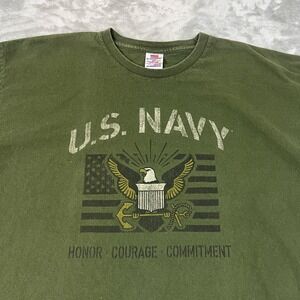 US Navy Shirt Mens XL Green Bayside‎ Honor Courage Commitment Made USA Graphic